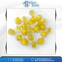 Fournisseur d'origine indienne vendant des perles de verre rondes de Murano de qualité exclusive pour la fabrication de bijoux au meilleur prix compétitif