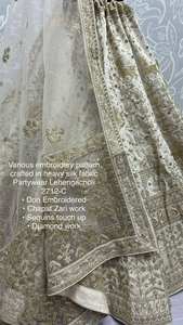 ชุดผ้าไหมปาร์ตี้ lehenga choli กับ dori เย็บปักถักร้อยแห้งเร็วและยืดได้ - Product Image 6