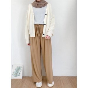 Pantalon de maternité Cullote, taille jumbo, adapté aux femmes enceintes, par Meldev - Product Image 3