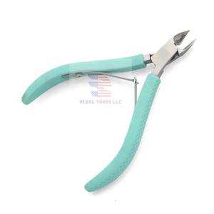 Pince à ongles à cuticules en acier inoxydable professionnelle de haute qualité avec poignée confortable - Product Image 2