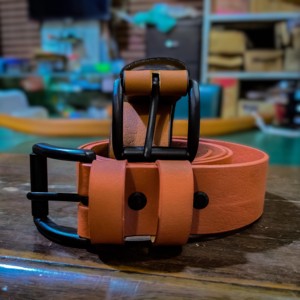 Ceintures décontractées de haute qualité à la mode pour hommes Logo personnalisé en cuir véritable avec épingle pour boucle accessoires de mode OEM de luxe en gros - Product Image 5