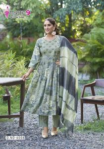 Material de rayón de estilo indio pakistaní para mujer, Salwar Kameez traje de boda, conjunto de Kurtis, colección de precios al por mayor para ropa de mujer - Product Image 2