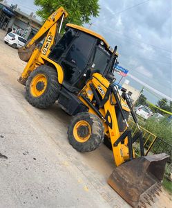 2019 JCB 4x4 Tractor de ruedas Los componentes del núcleo de transmisión de engranajes usados incluyen motor y engranaje - Product Image 3