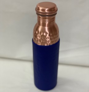 Botella de agua de cobre AW con funda de silicona 600ml - Product Image 5