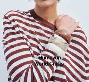 Branded <b>Top</b> Quality Customized Highly Polished Handcrafted Vintage Style Colourful Fashion Resin Bangle - Product Image 1