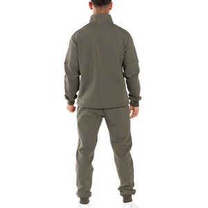 Chándal de hombre ligero al por mayor de fábrica OEM conjunto de traje deportivo de moda con diseño personalizado para ropa informal - Product Image 5