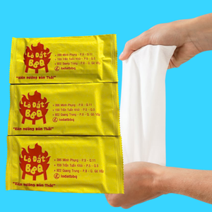 Toallitas húmedas Paquete individual Artículos personales limpios más vendidos Fácil de usar Limpieza rápida Diseño personalizado Hecho en el fabricante de Vietnam - Product Image 1