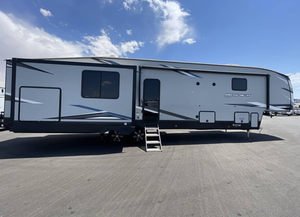 2025 2024 2026 F-o-r-e-s-t R-i-v-e-r A-r-c-t-i-c W-o-l-f 3880 Rvs Camper Motorhomes Travel Trailer - Product Image 5