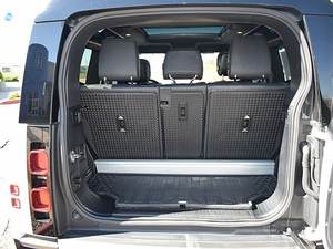 Land Rover Defender X-Dynamic HSE 2022 Usado en Buen Estado - Product Image 6