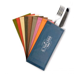 Pochettes à couverts personnalisées Havana avec fond en papier intégral - Product Image 2