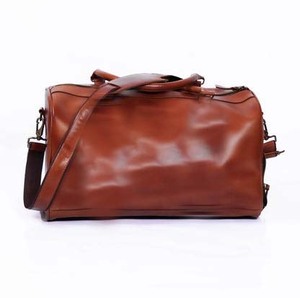 กระเป๋าทรงดัฟเฟิลกระเป๋าเดินทางออกกำลังกายขนาดใหญ่สำหรับผู้ชายสไตล์สปอร์ตหนังแท้ความจุเยอะออกแบบได้ตามต้องการ - Product Image 6