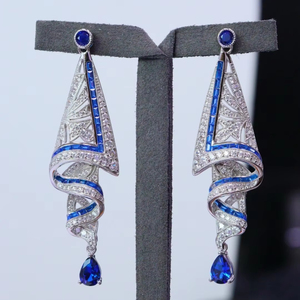 Boucles d'oreilles pendantes uniques et tendance en argent sterling de luxe, autres bijoux fantaisie en zircon, cadeau unisexe - Product Image 1