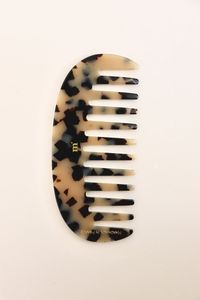 Peine de cuerno de búfalo natural al por mayor para el cuidado del cabello de las mujeres peine antiestático para desenredar con masaje del cuero cabelludo para un cuidado saludable - Product Image 6