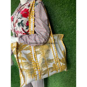 Venta al por mayor de bolsos acolchados de algodón indio bolso de compras hecho a mano estampado floral mujeres moda bolsos casuales bolsos de estilo bohemio - Product Image 4