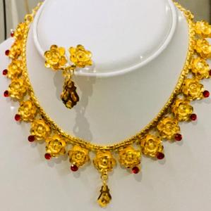 2022แฟชั่นแอฟริกันเครื่องประดับสแตนเลสชุบทอง18พัน24พันหนาดอกไม้ Choker สร้อยคอโซ่