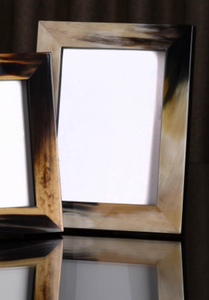 Marco de fotos de cuerno natural artesanal Chipset pegado intrincado pulido a mano con varios tonos hermosos - Product Image 5