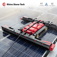 Robot de nettoyage de panneaux solaires avec télécommande, version batterie lithium, type chenillé, pour machine de nettoyage solaire industrielle