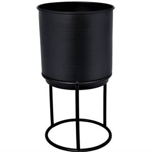 Vases et jardinières en métal chromé noir et or, carrés, modernes et créatifs, de la marque Vishal Handicraft, pour la maison et le jardin. - Product Image 6