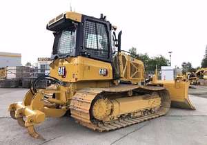 Бульдозер гусеничный Caterpillar D3 с объемом отработанной земли 2,0 м³ и весом 9000 кг, класс 10 тонн - Product Image 3