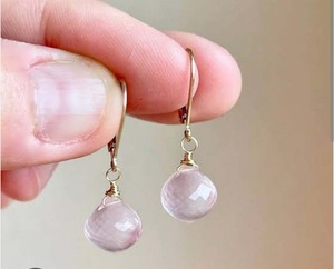 Boucles d'oreilles ovales en quartz rose plaqué or faites à la main avec CZ pendantes élégantes pierres précieuses naturelles pour ensemble de bijoux de mode pour femmes - Product Image 3