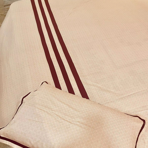 Sábana estampada tamaño King con dos fundas de almohada elaboradas con material suave y duradero 100% hecho a mano perfecto para ideas de regalos únicas - Product Image 1