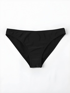 Swim Basics - Parte inferior de traje de baño de color liso para mujer, para vacaciones en la playa - Product Image 1