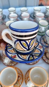 Juego de Taza y Platillo de Cerámica Marroquí Hecho a Mano, Diseño Bohemio, Reutilizable y Duradero, para Té y Café - Product Image 5