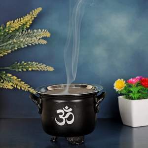 Nouveau fer de qualité supérieure Design moderne exclusif personnalisé imprimé avec trois pattes dans deux poignées noir enduit de brûleur net - Product Image 2