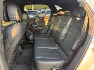 Bentley Bentayga V8 4dr SUV AWD 2020, usado en buen estado. - Product Image 5