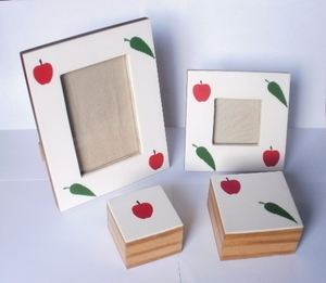 Cadres photo élégants en incrustation d'os bleu et blanc faits à la main, cadre photo vintage en résine, ameublement, décorations de table - Product Image 1