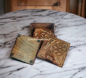 Ensemble de 4 sous-verres carrés en bois pour boissons, design écologique classique, protection de table rustique, coffret cadeau pour la maison - Product Image 6