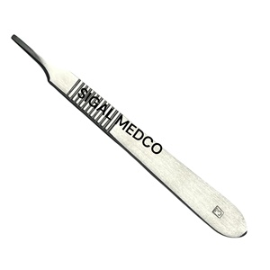 Manche de scalpel chirurgical stérile 10 pièces Lames n ° 10 Ensemble d'instruments manuels en acier inoxydable pour la chirurgie dermaplaning (3 ans) - Product Image 3