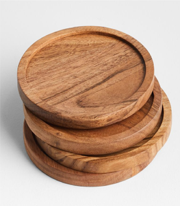 Sous-verres classiques en teck à bord épais, mettant en valeur une belle veine naturelle. Disponible à prix de gros. - Product Image 1