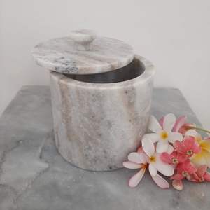 Articles de décoration en marbre blanc faits à la main de qualité supérieure pour la maison et l'hôtel Pierres polies de style animal et religieux - Product Image 2