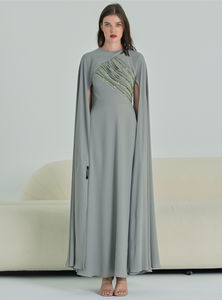 Vestido Abaya Sofisticado de Gasa con Mangas con Volantes para Adultos, Intrincado Trabajo Artesanal con Cuentas y Lentejuelas, Tradicional Musulmán, Largo de Seda, Antiarrugas - Product Image 5