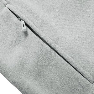 Veste polaire d'hiver pour homme sur mesure, haute qualité, col montant, logo avant, service OEM, fabriquée au Pakistan, respirante, séchage rapide, décontractée - Product Image 4