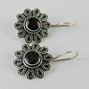 New Brand Jewelry !! Flower Shape Red <b>Garnet</b> 925 Sterling Silver <b>Earrings</b> 925 Silver Gemstone <b>Earring</b> Silver Jewelry Wholesaler - Product Image 2