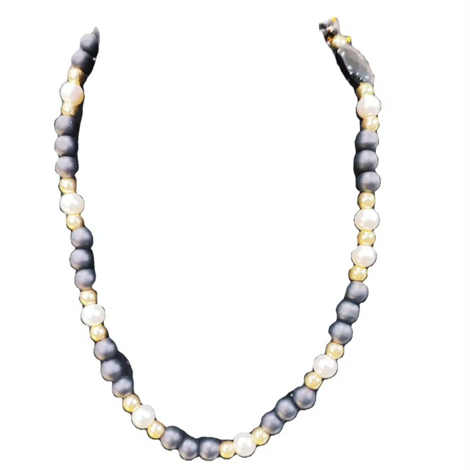 Jugendlicher Trend  buntes mehrschichtiges Perlenkette mit schwarzer Farbe  ideal für junge Modenliebhaber