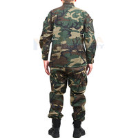 Uniforme tactique en toile respirante polyvalent avec design ergonomique, ensemble d'équipement tactique robuste pour l'exploration et les activités