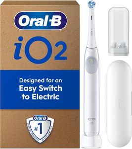 Cepillo de Dientes Eléctrico Oral-B iO2, 1 Cabezal de Cepillo de Dientes de Cuidado Suave, 1 Estuche de Viaje, 1 Soporte de Recarga de Viaje, Cepillo de Dientes para Adultos - Product Image 1