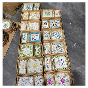 Plateau en rotin nacre, fait à la main, avec détails en coquillage, pour la décoration et le service au salon, Vietnam - Product Image 4