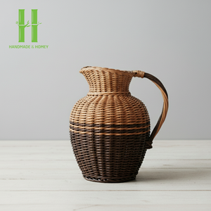 Vase en rotin naturel vintage décor en osier tissé à la main Vase à fleurs cannelé sablier en rotin Vase décoratif pour la décoration de mariage à la maison - Product Image 3