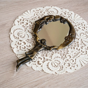 Miroir à main décoratif de conception classique accessoires de bureau miroir à main en métal solide de haute qualité femmes miroir de maquillage à vendre - Product Image 5