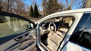 MERCEDES-BENZ EQS 580 4MATIC SUV 2023 USADO, con Volante a la Izquierda/Derecha - Product Image 2