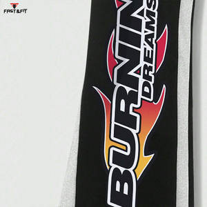 Pantalons amples personnalisés pour hommes Joggers de couleur unie Pantalons de survêtement Pantalons de survêtement évasés avec impression numérique de logo Pantalons pour hommes - Product Image 5