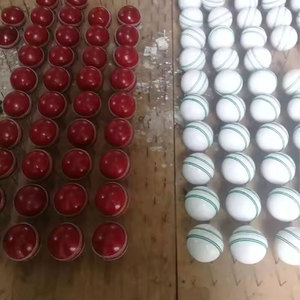 Pelota dura de Cricket deportiva de Color único de fabricante de Pakistán, nueva llegada, pelota dura de Cricket de Color personalizado 2024 - Product Image 6