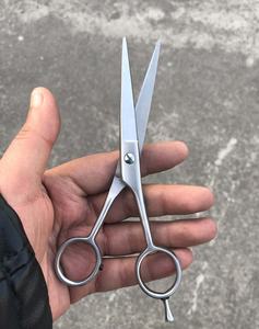 6.5 นิ้วสแตนเลสสตีลพรีเมี่ยมความงามเครื่องมือโรงงานขายส่งคุณภาพสูงตัดผมกรรไกรเครากรรไกรตัดผมกรรไกร - Product Image 6