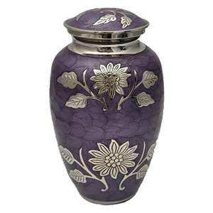 Urnes en métal gravées sur mesure |   Finition de qualité supérieure faite à la main |   Vente en gros directe d'usine - Product Image 1