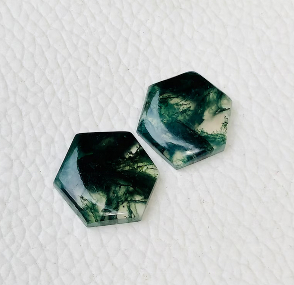 สีเขียว