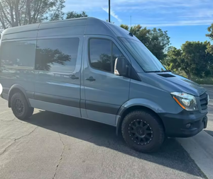 รถตู้เมอร์เซเดส-เบนซ์ สปรินเตอร์ 2500 ปี 2017 มือสอง พวงมาลัยซ้าย/ขวา สภาพดีเยี่ยม พร้อมขาย - Product Image 5